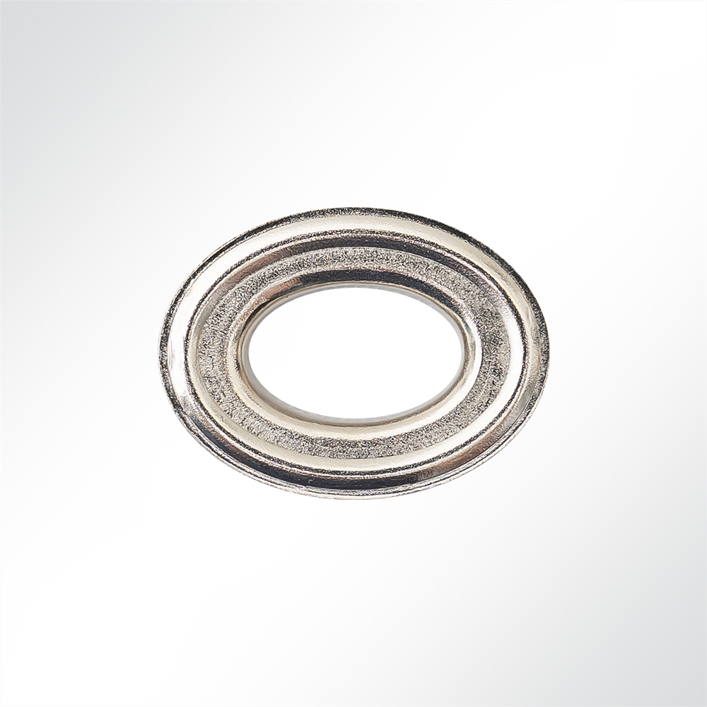 Artikelbild Drehverschluss Messing vernickelt mit Gegenplatte und Ovalöse 32x13x9,5mm